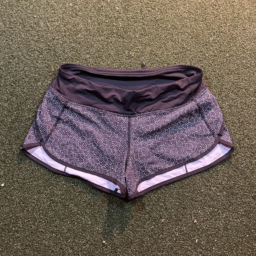Lululemon Speed Up Shorts Size 6